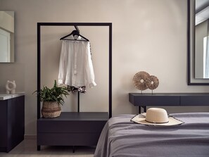 Habitación doble Deluxe | Caja de seguridad en la habitación y decoración personalizada 