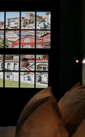 Charm Room with City View | Ausblick vom Zimmer