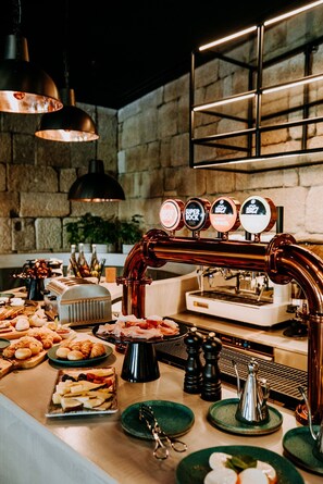 Daily buffet breakfast for a fee
