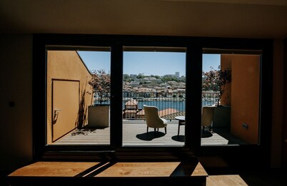 Exmo Hotel by Olivia