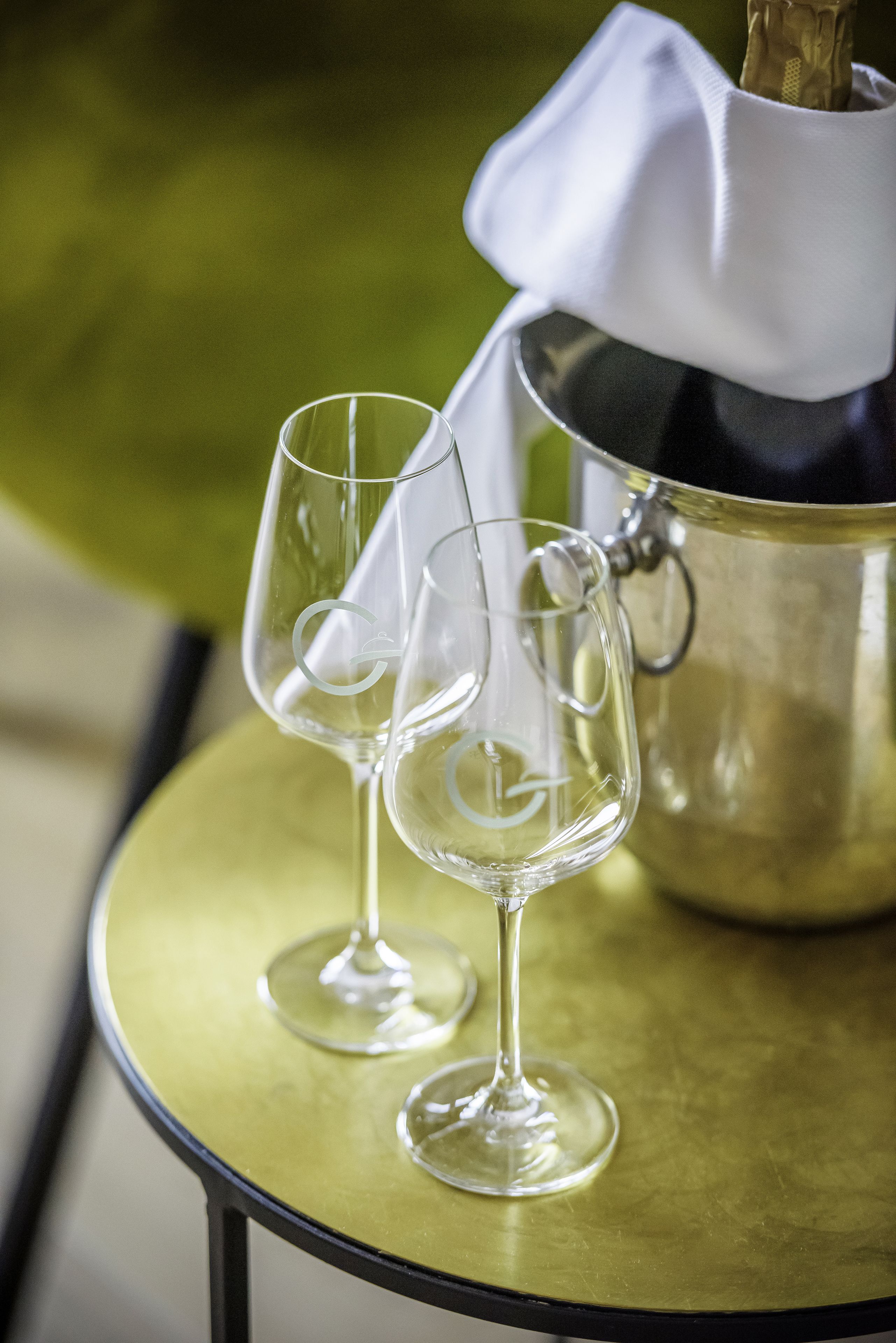 junior suite, courtyard view | hypo-allergenic bedding, pillow-top beds, minibar, in-room safe