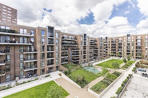 Exterior - Stunning Brand New Westminster Apartment (London)