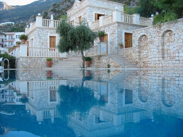 Pool - Villa Jasmine by Villalarim.com (Kas)