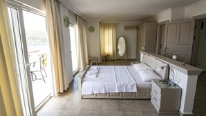 Villa, 4 Bedrooms | 4 bedrooms, desk, free WiFi - Villa Mavi Kalkan by Villalarim.com (Kas)