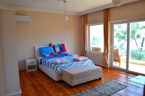 Villa | 7 Schlafzimmer, kostenloses WLAN