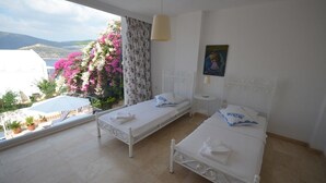 Villa | 4 bedrooms, free WiFi - Villa White Suit by Villalarim.com (Kas)