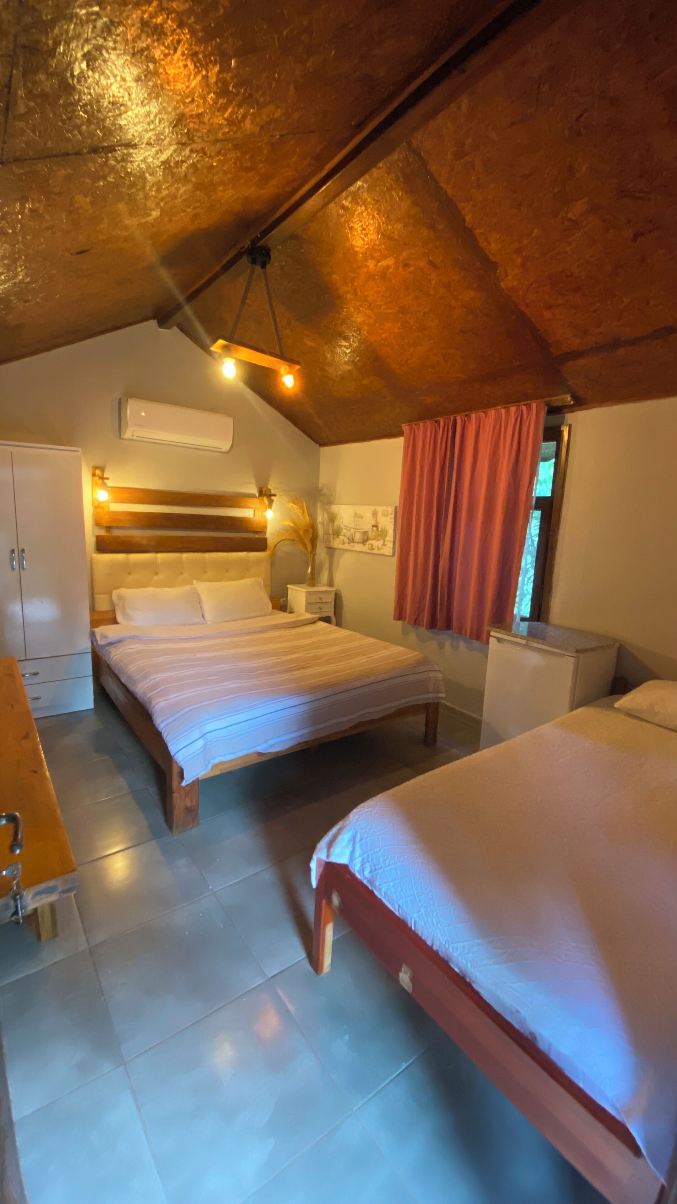 STANDARD BUNGALOW | Bettwäsche aus ägyptischer Baumwolle, hochwertige Bettwaren, Minibar