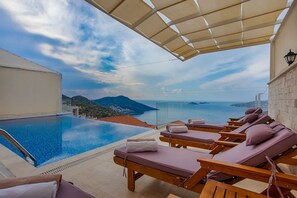 Outdoor pool - Villa Firuzem by Villalarim.com (Kas)