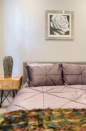 Apartment, 1 Double Bed with Sofa bed | Iron/ironing board, free WiFi, bed sheets - Brondesbury Apartments (London)