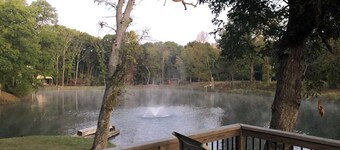 Waterfront 3-Bed Retreat | Near St. Louis & Route 66 | Feels Like Country”