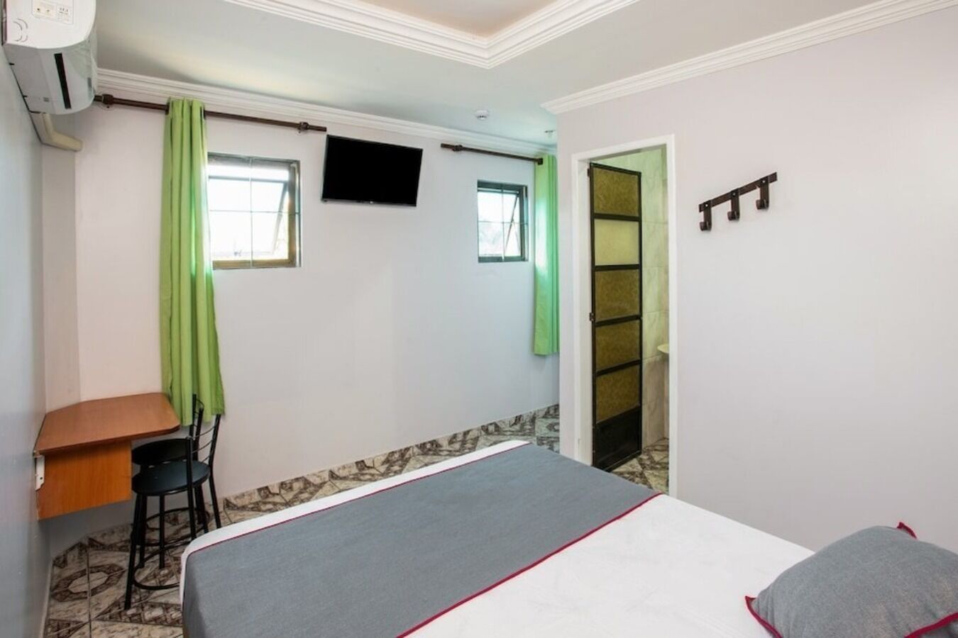 Photo - Hotel Tiquatira - Zona Leste