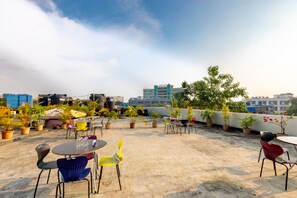 Terrace/patio - Hotel Apex International (Mumbai)