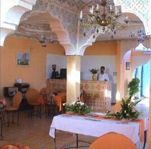 Breakfast, lunch, dinner served; Moroccan cuisine 