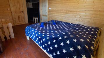 Deluxe-dobbeltværelse - 1 kingsize-seng - bjergudsigt | Allergivenligt sengetøj, lydisolering, gratis Wi-Fi, sengetøj