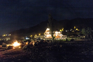 BBQ/picnic area - guesthouse gio (Mestia)