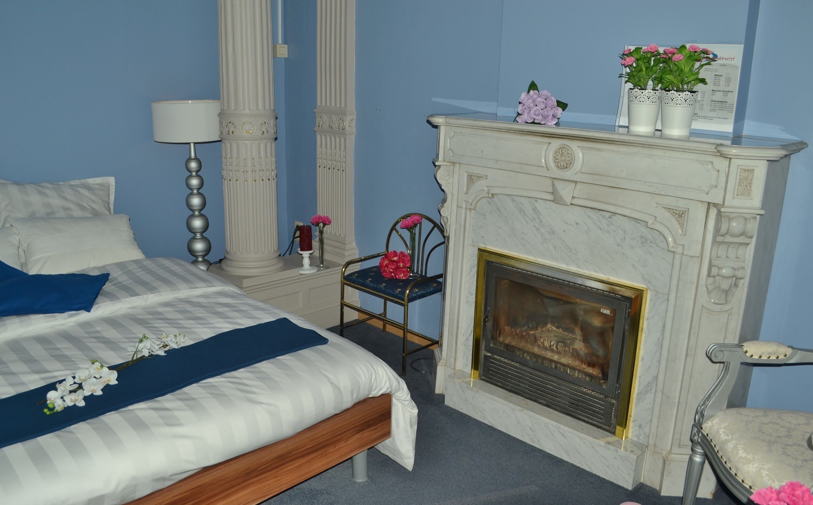 Premium bedding, in-room safe, desk, soundproofing