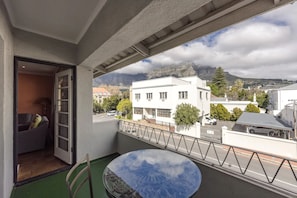 Apartment (2 Bedrooms) | Property grounds