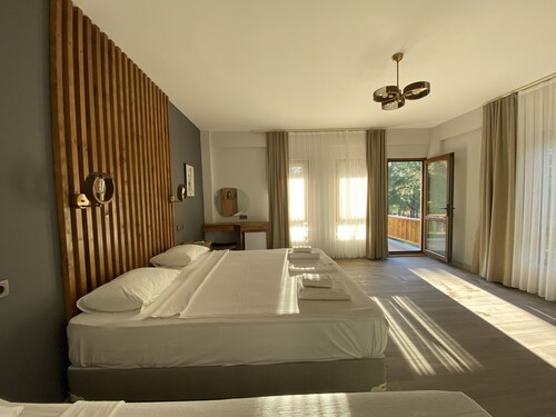  Elyada Konuk Evi (+8 Yaş )