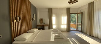  Elyada Konuk Evi (+8 Yaş )