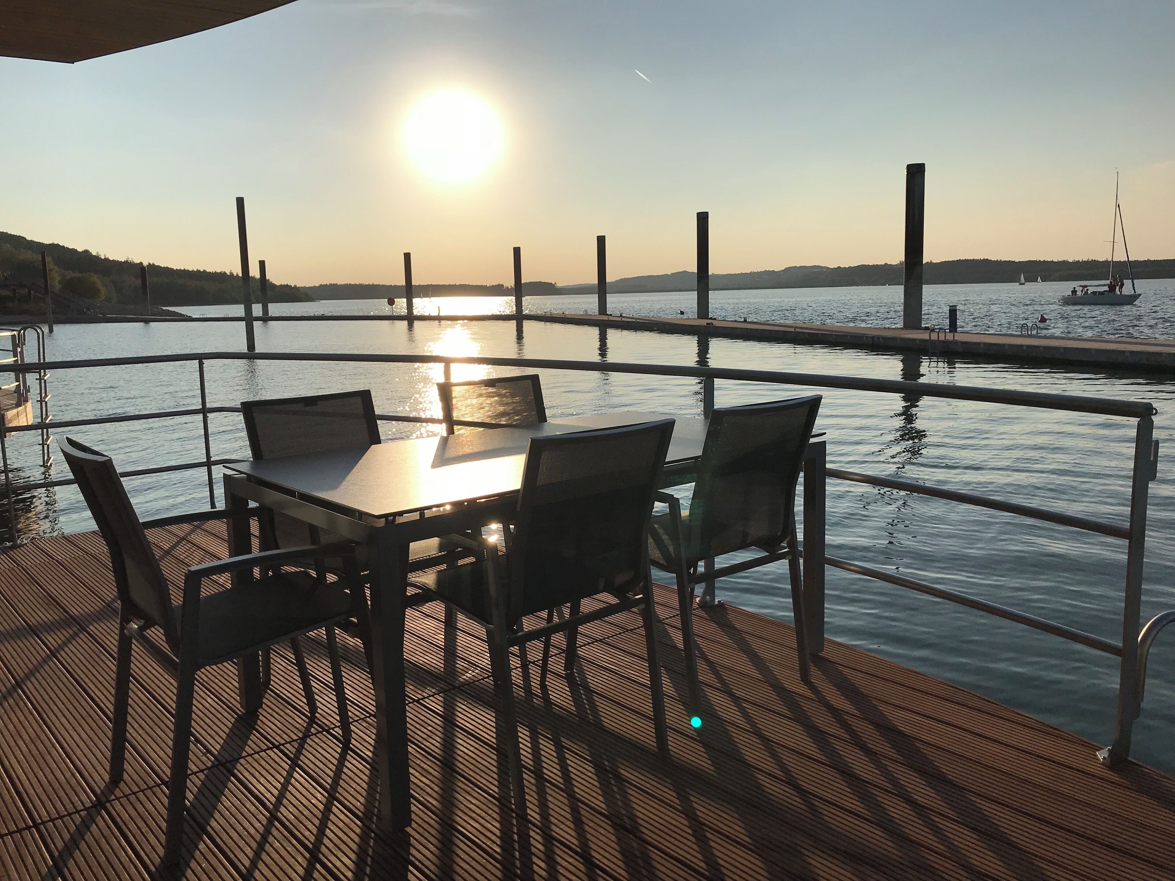 House, Lake View | Terrace/patio