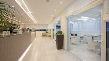 Bar (in der Unterkunft)