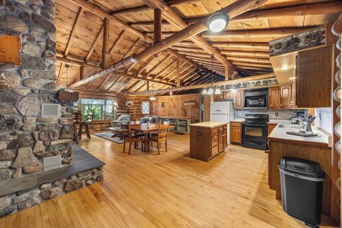 Cabine confortable de 3 chambres dans le pays, 6 couchages