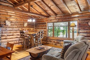 Interior - Cedar Lane Cabin: 3 bedroom authentic log cabin in the woods (Penn Yan)