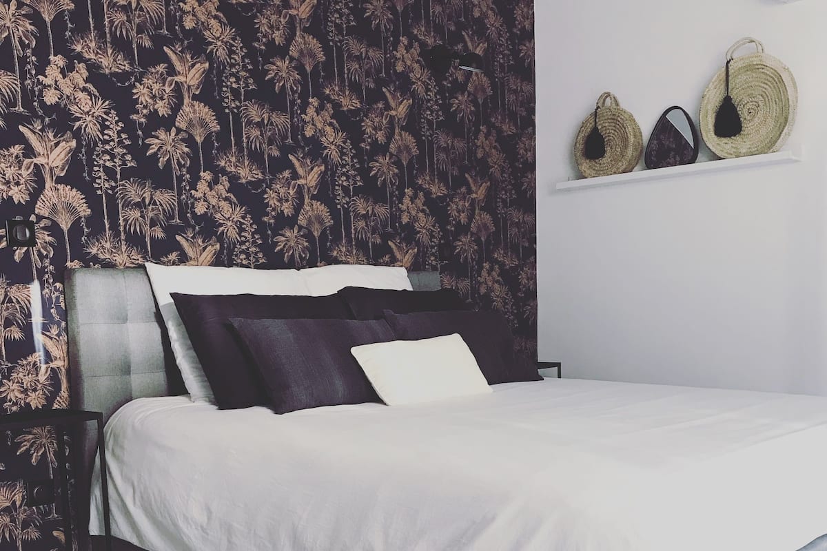 Superior Room, Garden View (Olivier) | Minibar, individually decorated, individually furnished, blackout drapes