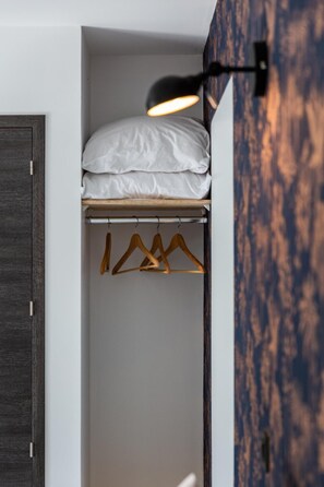 Minibar, individually decorated, individually furnished - L'Oasis Vendargues (Vendargues)