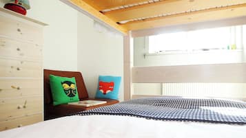 2 bedrooms, free WiFi, bed sheets