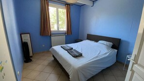 4 chambres, Wi-Fi gratuit, draps fournis