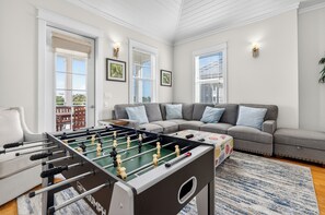 Spielezimmer