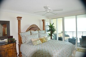 3 bedrooms, iron/ironing board, WiFi, wheelchair access - MVG 708 Oceanfront (North Myrtle Beach)