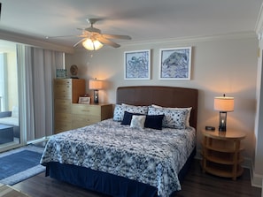 3 chambres, fer et planche à repasser, Wi-Fi, draps fournis