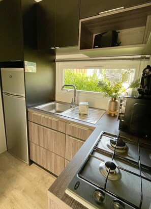 LODGE MONO'SPACE - Lits superposés | Cuisine privée | Bouilloire électrique