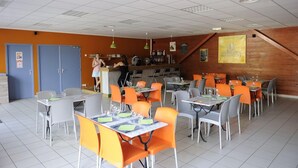 Restaurant - Camping du Lac de Villegusien (Villegusien-le-Lac)