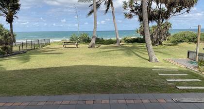 'Horizons' Unit 2 - Beachfront Unit