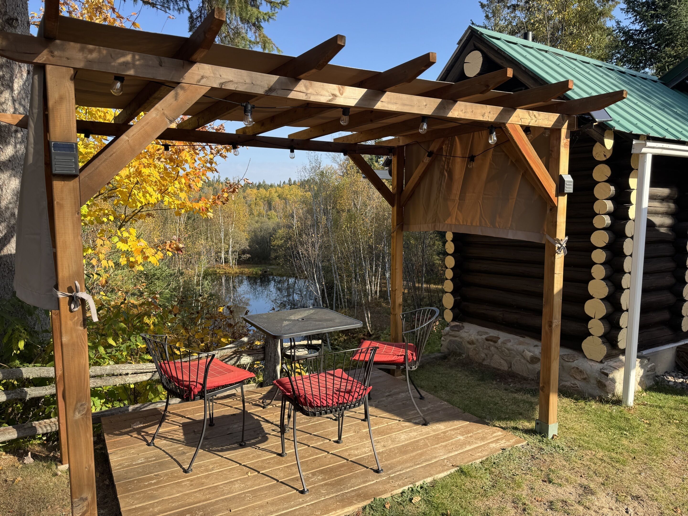 Camera tripla, bagno privato, vista cortile (L'Observatoire) | Terrazza/patio