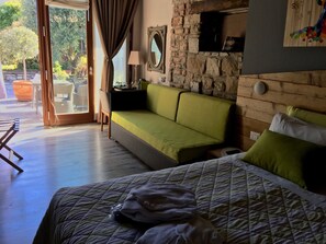 Habitació triple prèmium, amb bany privat (Deluxe) | Altres