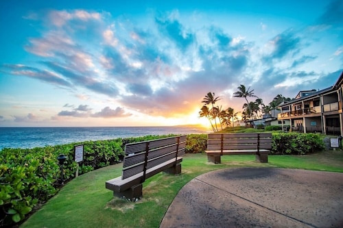 Turquoise Turtle - Pool, AC,Scenic Walking Path