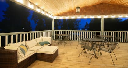 Bell Street Lodging-Suite