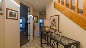 3 bedrooms, free WiFi - 084-tarpon Lodge (Captiva)