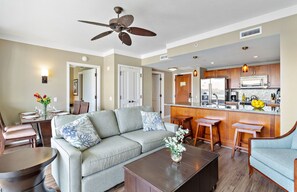 Een televisie, een dvd-speler en een stereo