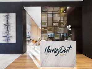 Daily buffet breakfast (AED 70 per person) - Novotel Bur Dubai (Dubai)