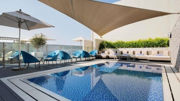 2 outdoor pools, open 6:00 AM to 10:00 PM, sun loungers