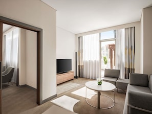 Executive Suite, 1 Double Bed with Sofa bed, Terrace | 1 bedroom, minibar, in-room safe, individually furnished
