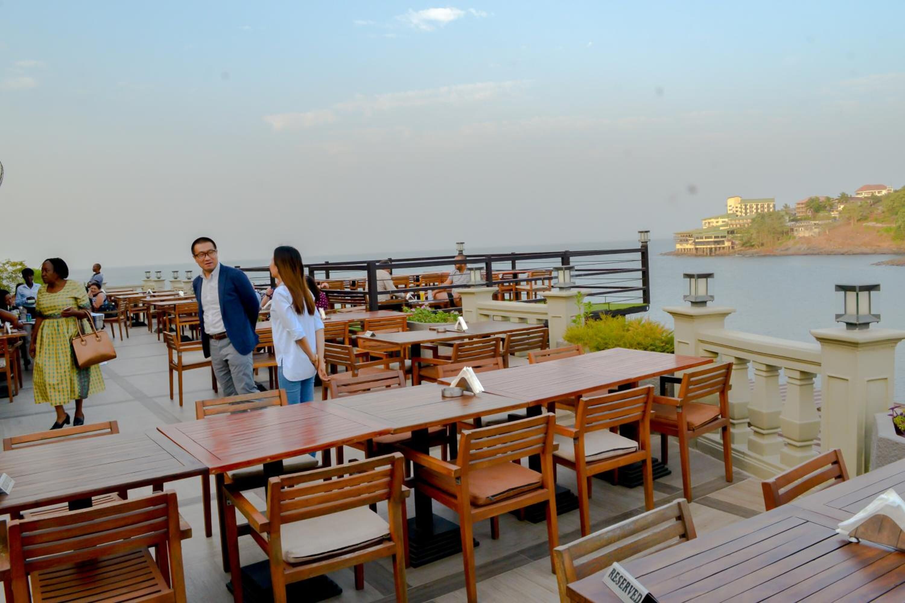 مطعم