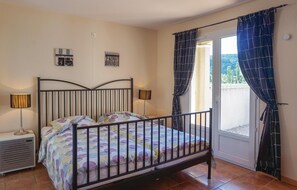 3 chambres, Wi-Fi gratuit, draps fournis