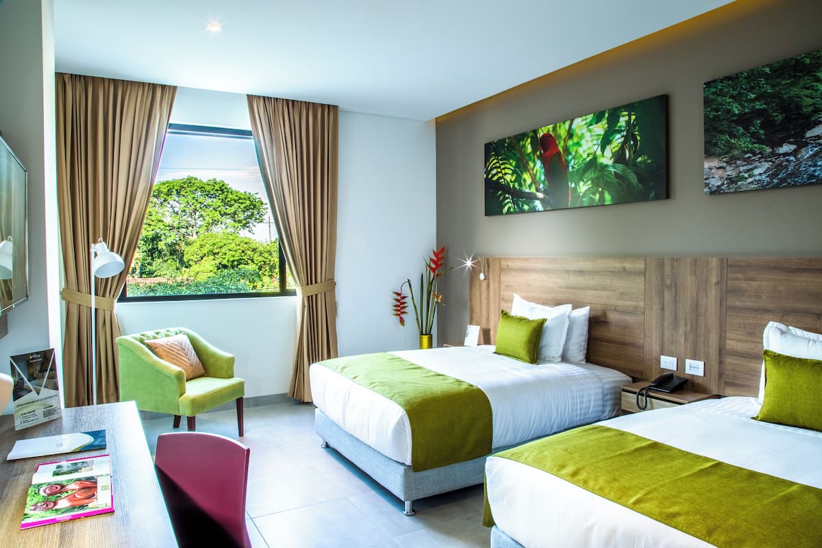 Superior tweepersoonskamer | Luxe beddengoed, een minibar, een kluis op de kamer
