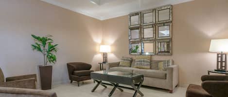Sala de estar en el lobby